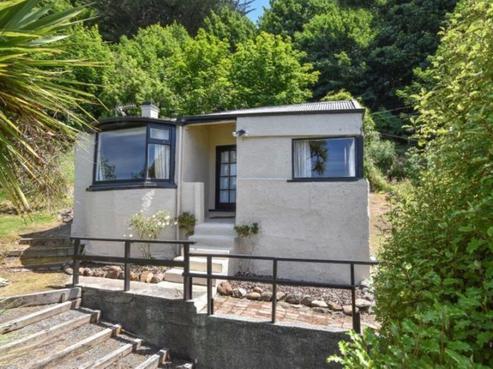 42 Buccleugh Street, North East Valley