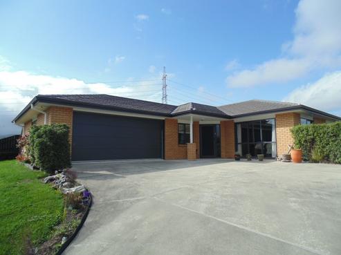176 Pacific Drive, Fitzherbert