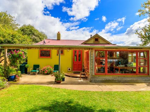 5 Foyle Street, Waitati