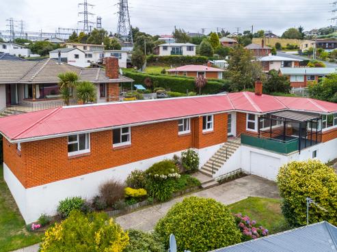 99 Centennial Avenue, Helensburgh