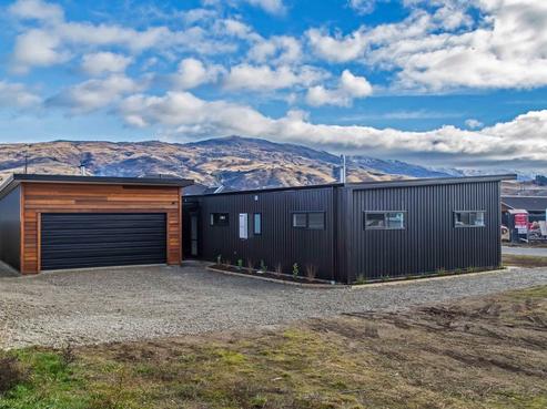 5 Phoenix Place, Cromwell