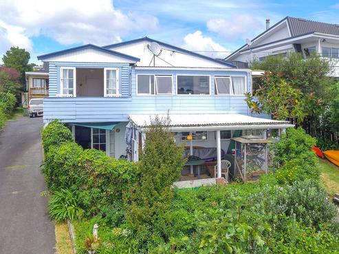 23 Holiday Road, Stanmore Bay