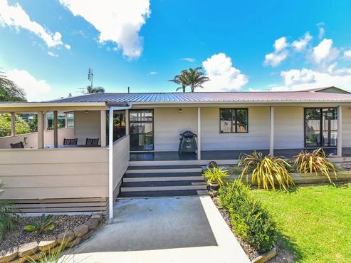 15 Leaming Place, Clarks Beach