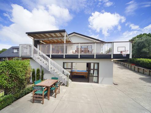 137 Weatherly Road, Torbay