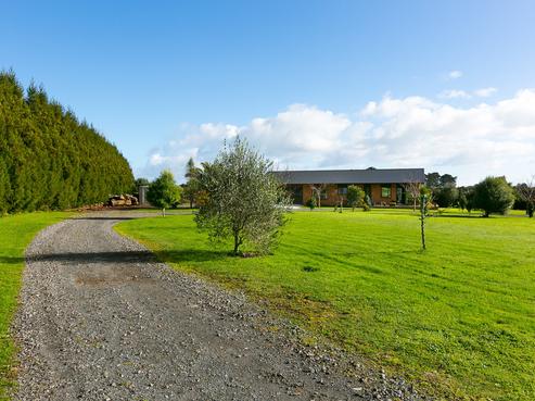 259 Kairau Road East, Waitara