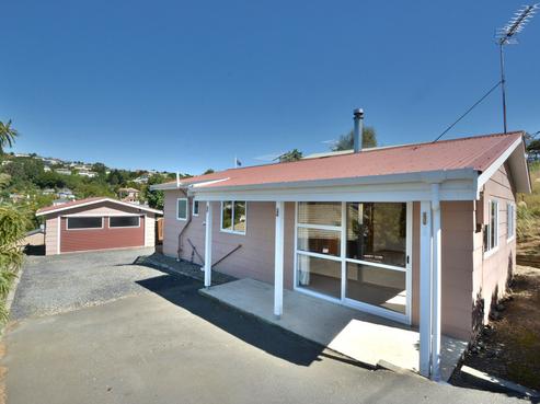 27 Lindsay Road, Caversham