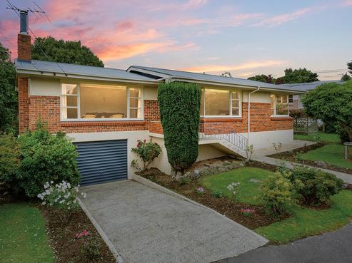 6 Blantyre Road, Wakari