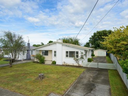 22 Churchill Avenue, Feilding