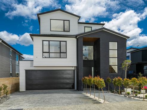 11 Turutu Place, Long Bay