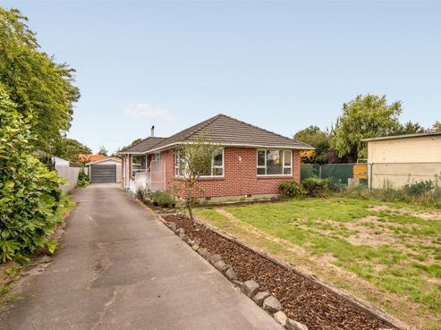 22 Russley Road, Russley