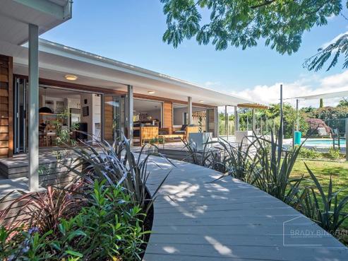32 Reading Street, Greytown
