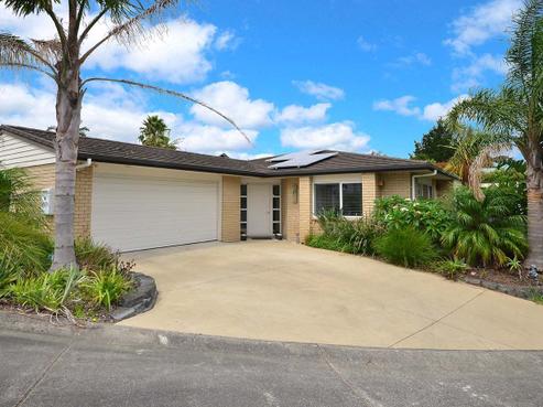 37D Shakespear Road, Army Bay