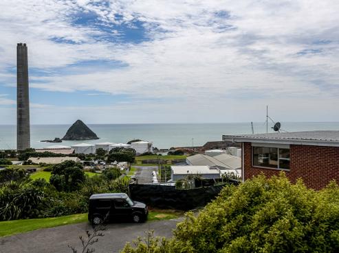 2/21 Port View Crescent, Moturoa