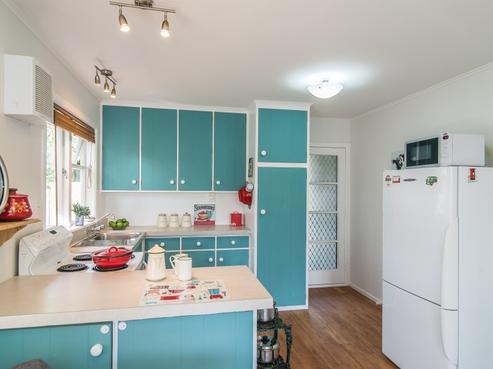10 Moa Road, Raumati Beach
