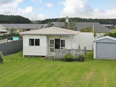 13 Hart Street, Foxton Beach