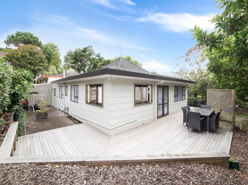 1/102 Oaktree Avenue, Browns Bay