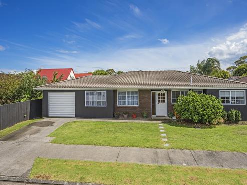 1 Tate Grove, Half Moon Bay