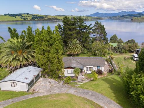 51 Manning Street, Rawene