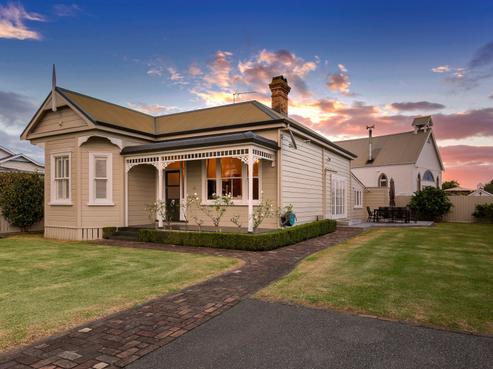 93 Queen Street, Waiuku