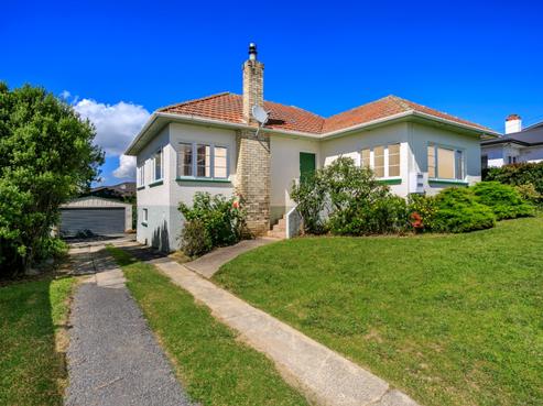 15 Pupuke Road, Birkenhead