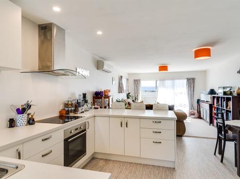3/56 Bill Hercock Street, Pirimai