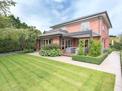18 Stableford Green, Burnside