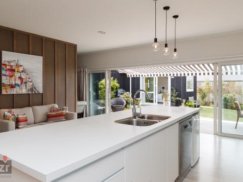 28 Poplar Grove, Feilding