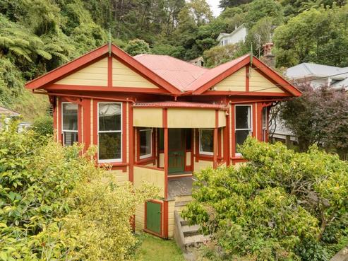 11 Adams Terrace, Aro Valley