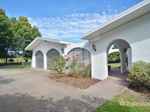 186 Akura Road, Matahiwi