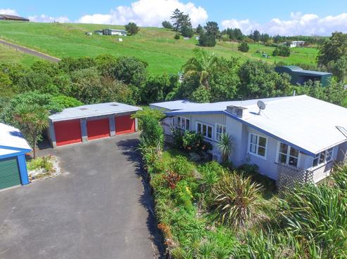 352 Cove Road, Waipu
