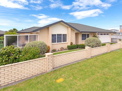 7 Edward Avenue, Orewa