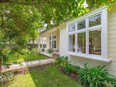 75 Bronte Street East, Nelson City