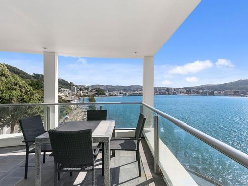 10 Carlton Gore Road, Roseneath