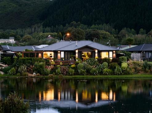 6 Pearson Place, Paraparaumu