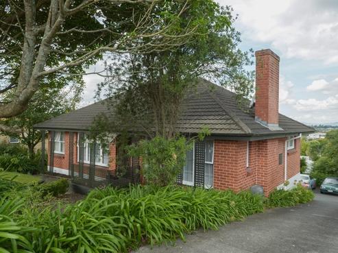 99 Pembroke Street, Hamilton Lake