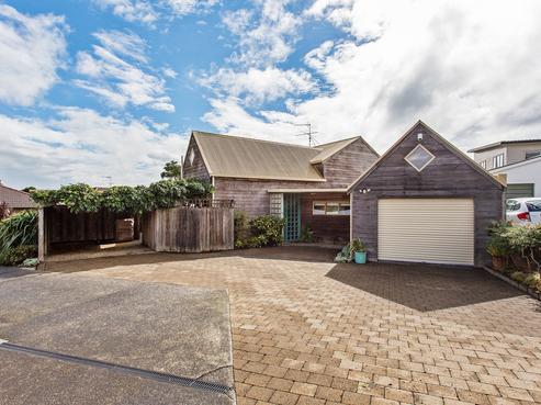 7 Coronation Avenue, Pukekohe