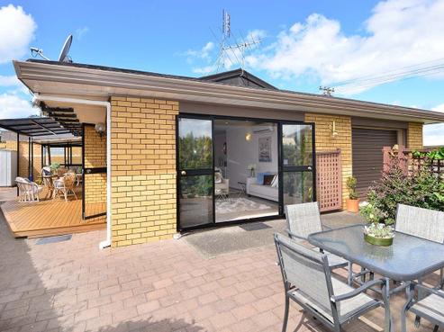 3A Ross Crescent, Orewa