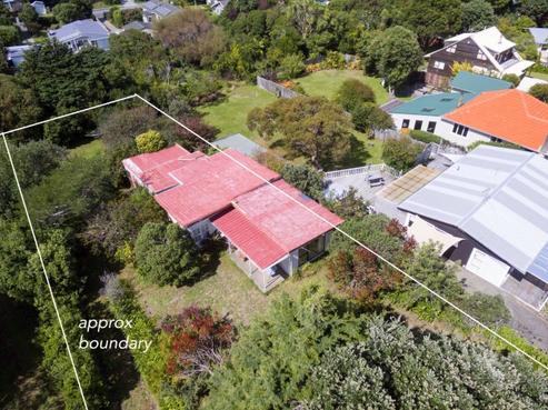10 Henare Street, Waikanae Beach