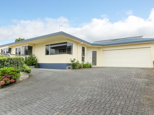 4A Pukaka Street, Strandon