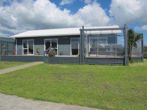 112 Rangiora Crescent, Matarangi