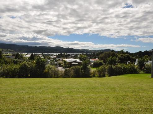 9 Panorama Parade, Pauanui