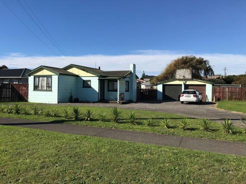 64 Leslie Street, Waitara