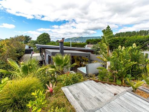26 Hona Street, Waikanae Beach