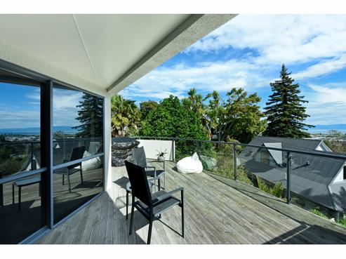 19B View Mount, Stoke