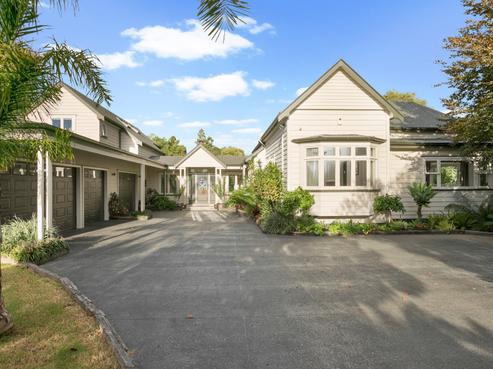 186 Boord Crescent, Kumeu