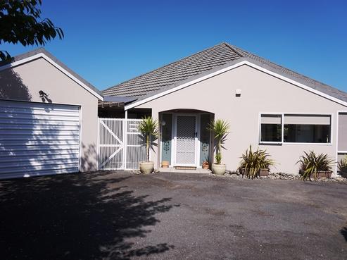 20 Ngaio Road, Waikanae