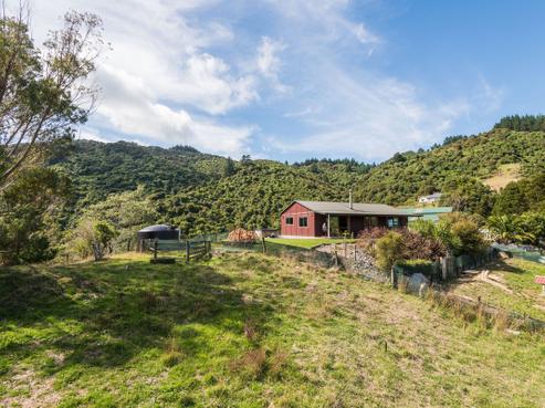 130A Ross Road, Hira