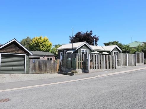 16 Cameron Street, Seaview