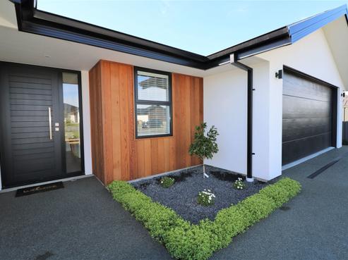 22 Lazarette Loop, Gleniti