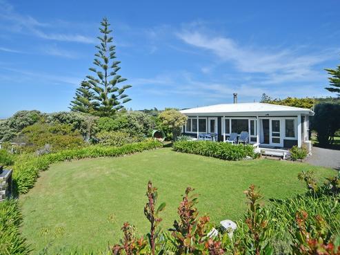 37 Blue Pacific Parade, Riversdale Beach